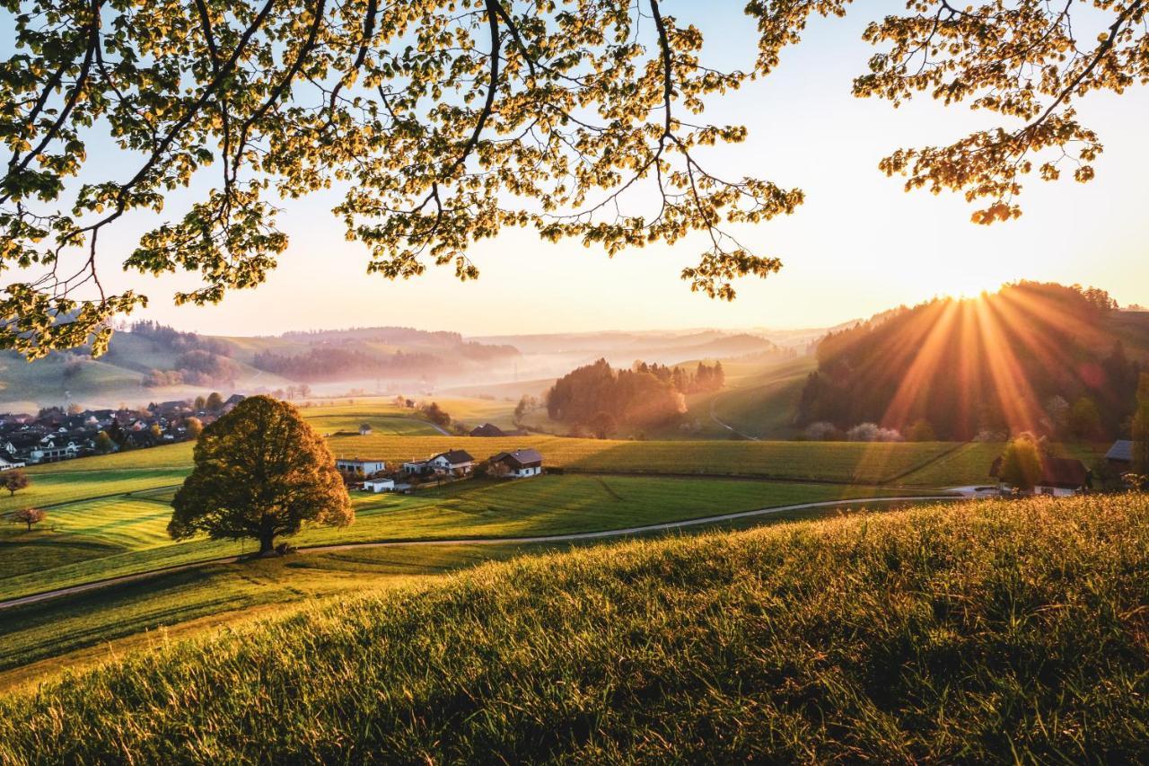 Romantik Hotel Baeren Duerrenroth ภายนอก รูปภาพ