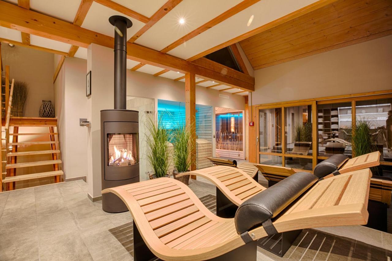 Romantik Hotel Baeren Duerrenroth ภายนอก รูปภาพ