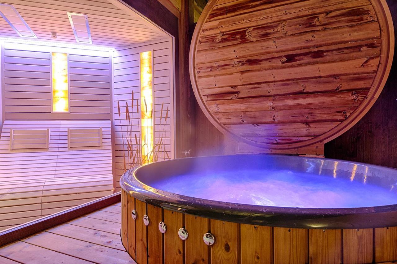 Romantik Hotel Baeren Duerrenroth ภายนอก รูปภาพ